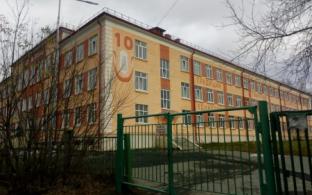 Гимн России будет звучать в российских школах в начале учебной недели