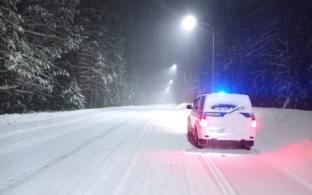 Госавтоинспекция Свердловской области напоминает об особенностях управления транспортом в межсезонье