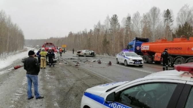 На трассе Пермь-Екатеринбург произошло смертельное ДТП