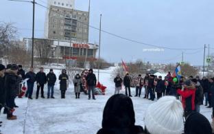 Сегодня в Первоуральске проходит торжественный митинг