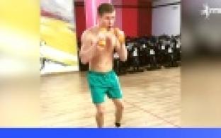 Первоуральский боксер готовится к новому бою