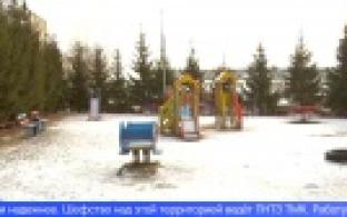 Новые качели появились на игровых площадках Талицы