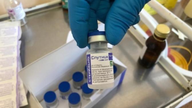 На Средний Урал поступила новая партия вакцины «Спутник Лайт» — 49200 доз