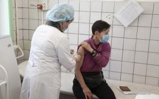 Более 47,5 тысячи первоуральцев прошли полный курс вакцинации от COVID-19
