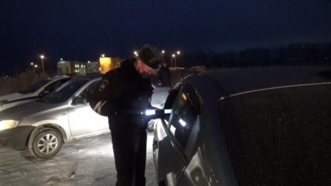 Сотрудники ГИБДД проверили, как первоуральцы перевозят детей