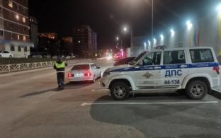 Восемь первоуральцев сели пьяными за руль