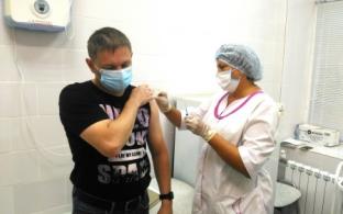 В Первоуральской больнице больше нет длительного ожидания на прививку от COVID-19