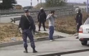 В Первоуральске мужчина бегал по дворам микрорайона Талица и размахивал ножом