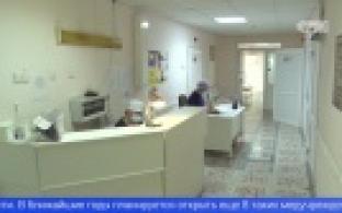 Губернатор посетил больницы в Свердловской области