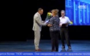 Лучших первоуральских медиков наградили почетными грамотами