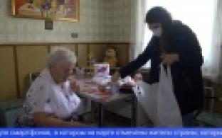 Волонтеры все чаще стали помогать нуждающимся первоуральцам