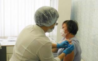 Почти 11 000 первоуральцев прошли полную вакцинацию от COVID-19