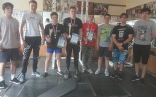 Первоуральцы приняли участие в соревнованиях по гиревому спорту