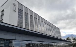 В Ледовом дворце возобновляется массовое катание на коньках