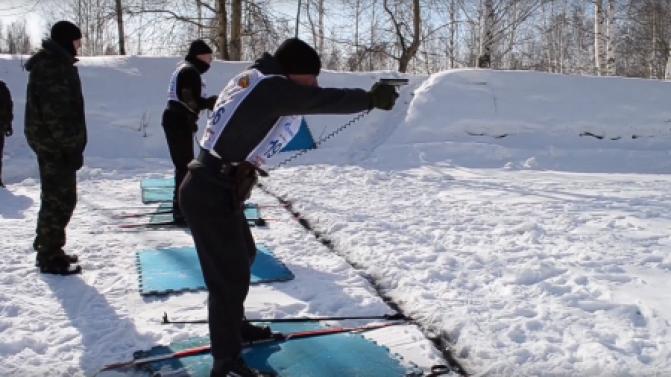 Биатлонный баттл провели в Первоуральске сотрудники ГУФСИН