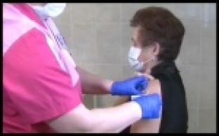 Свердловская область получила российскую вакцину "ЭпиВакКорона"