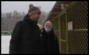 Студенты-металлурги привезли корма и вещи в приют для животных