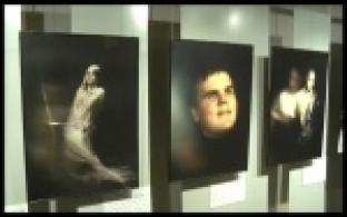 В ИКЦ открылась фотовыставка о людях с необычной внешностью