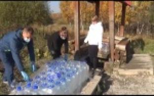 Пенсионеры и инвалиды смогут получать родниковую воду на дом