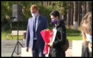 Стипендии главы города вручили талантливым первоуральцам