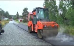 В поселке Пильная ремонтируют дорогу