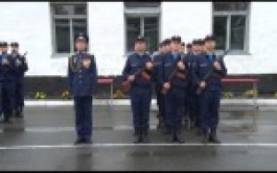 Первоуральские будущие белые металлурги приняли присягу в воинской части