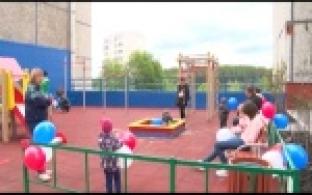 На выплаты семьям на детей до трех лет выделено 2 млрд рублей