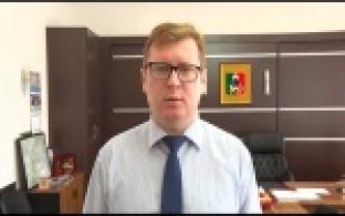 Игорь Кабец напомнил первоуральцам о необходимости оставаться дома