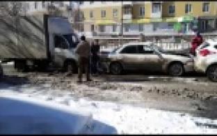 Из-за обильного снегопада в Первоуральске произошло несколько ДТП