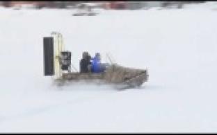 Первоуральские спасатели получили на вооружение аэролодку