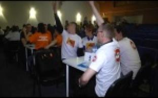 Профсоюзные активисты Свердловской области сыграли в "Мозгобойню"