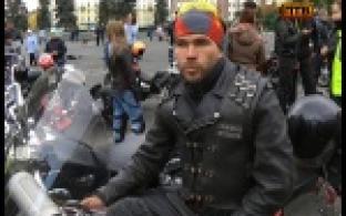 Рёв моторов почти сотни мотоциклов раздался на городских улицах в минувшие выходные