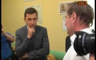Николай Шайдуров  торжественно открыл после реконструкции детскую поликлинику на Строителей