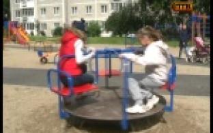 В Первоуральске  продолжают благоустройство дворов