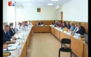 Предварительные итоги программы капремонтов обсудили народные избранники
