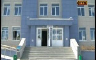 На стадионе "Уральский трубник" завершают работы по благоустройству