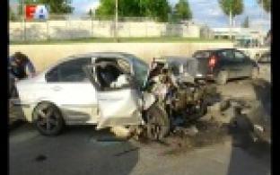 В серьезную пробку накануне вечером попали сотни первоуральских автомобилистов