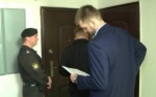 Поднимут с кровати и напомнят о долге