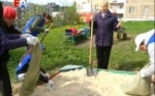 Для юных строителей и пекарей: в Первоуральске засыплют более 100 песочниц