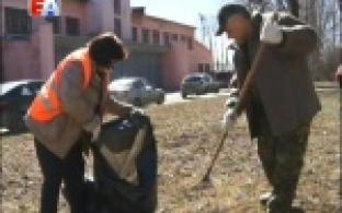 В Первоуральске продолжается месячник чистоты