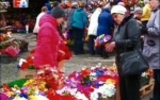 Православные первоуральцы отметили Радоницу