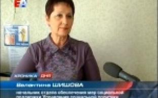 Специалист отдела социальной политики рассказала о льготах и выплатах, которые предназначены приемным детям, а также их опекунам и попечителям