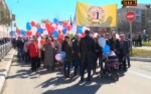 Транспаранты, лозунги и символика города