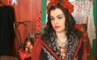 Авторские костюмы декоратора из Первоуральска показали на благотворительном балу в Гонконге