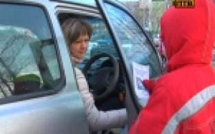 Инспекторы ГИБДД взяли с собой в рейд детей