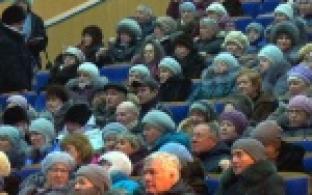 В Первоуральске открылся новый сезон бесплатных кинопказов