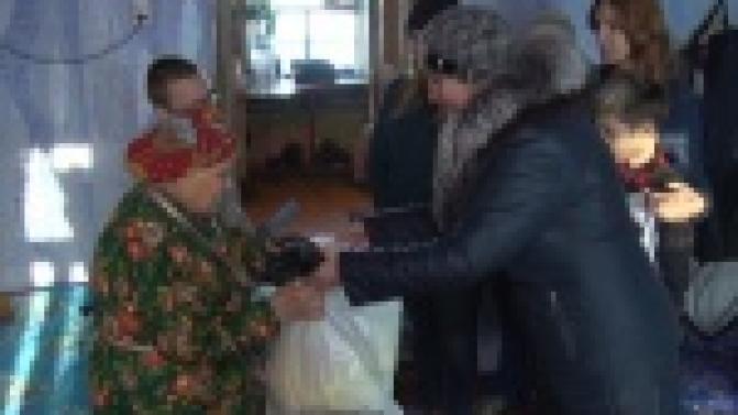 На помощь ветеранам всегда готовы прийти отзывчивые первоуральцы и депутаты