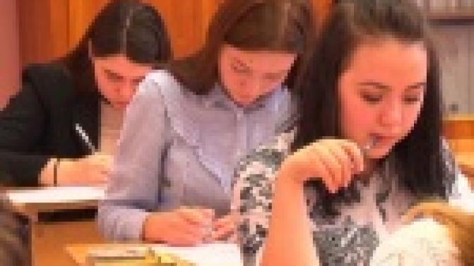 Будущие выпускники уже определились с"необязательными" предметами для сдачи ЕГЭ