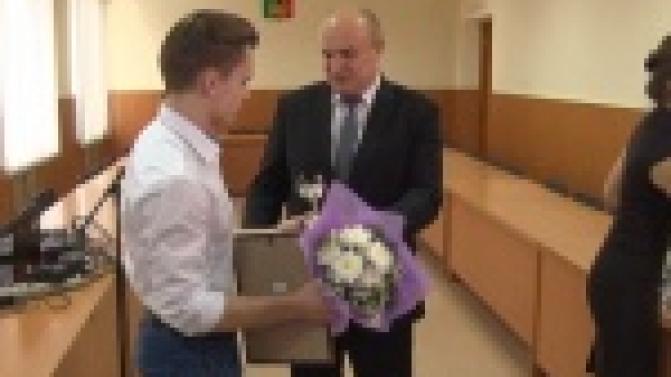 Денежные поощрения за успех и достижения