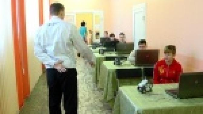 Решали логические задачи, программировали роботов и создавали 3D-модели